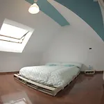 Hostel Surf