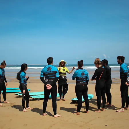 Surf אכסניה גיחון