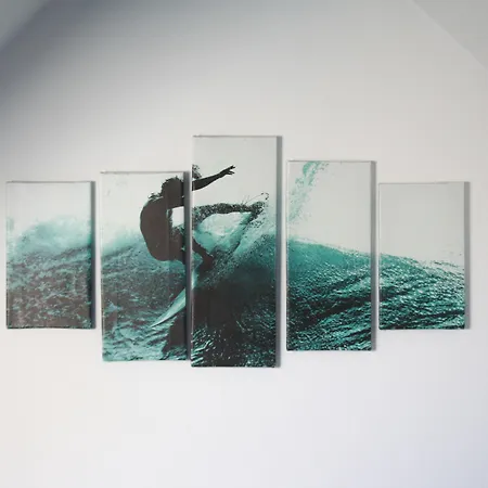 بيت شباب Surf خيخون