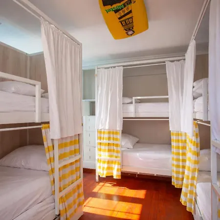 Hostel Surf Χιχόν