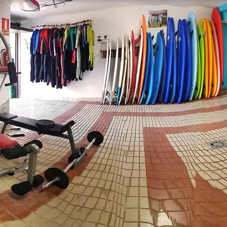 Surf Hostel *
